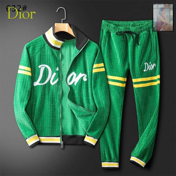 Picture of Dior Sweater Suits _SKUDiorM-3XL12yr1238396